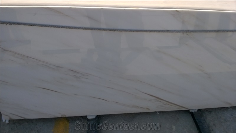 Pighes White Marble Tiles & Slabs