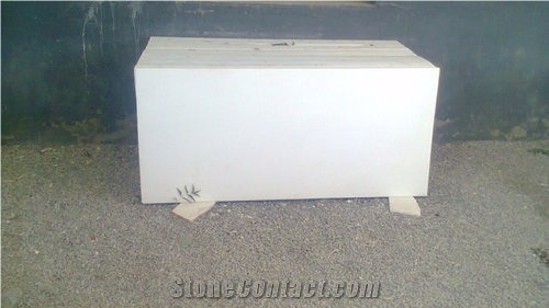 Pighes White Marble Tiles & Slabs