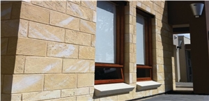 Amber Veneerstone