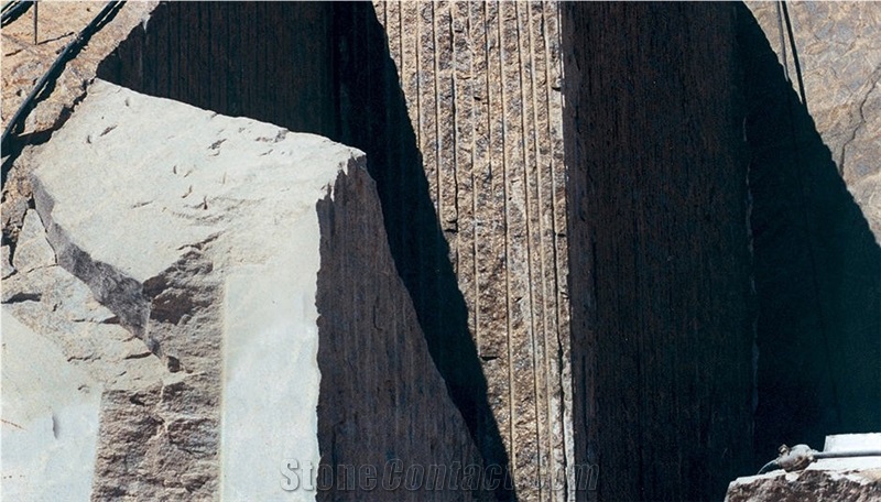 Summer White Granite Blocks