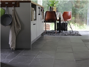 Black Rustic Porto Slate Natural Split Tiles