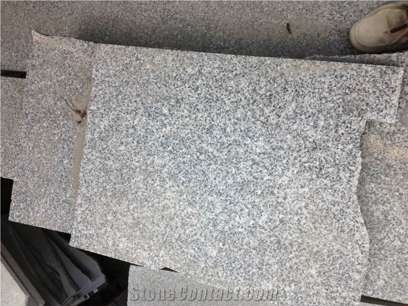 G655 Hazel White Granite Flamed Tiles,Rice Grain White Grey Granite, Flamed Grey Granite Slabs Machine Cutting Panel