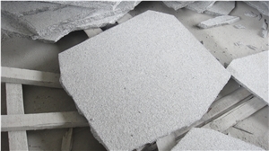 Granite Paving Stone Of G603 Crazy Size in White Colour and Flamed Paving Tone