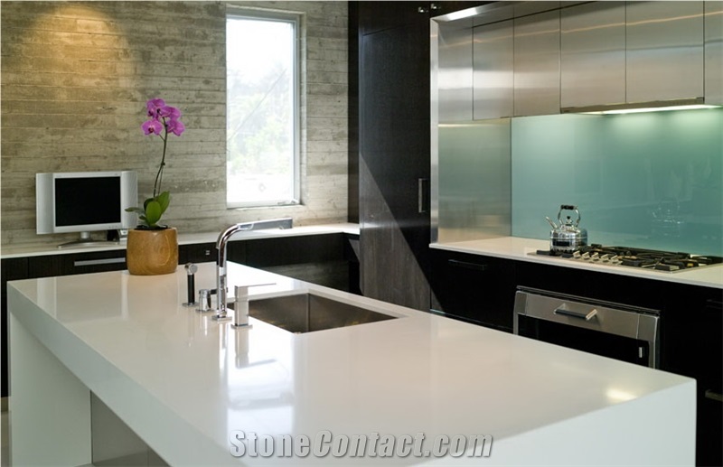 Pure White Absolute White Quartz Stone Slabs and Tiles for Worktops and Floorings/White Quartz/Polished Quartz Surfaces/China Quartz/Quartz Tiles