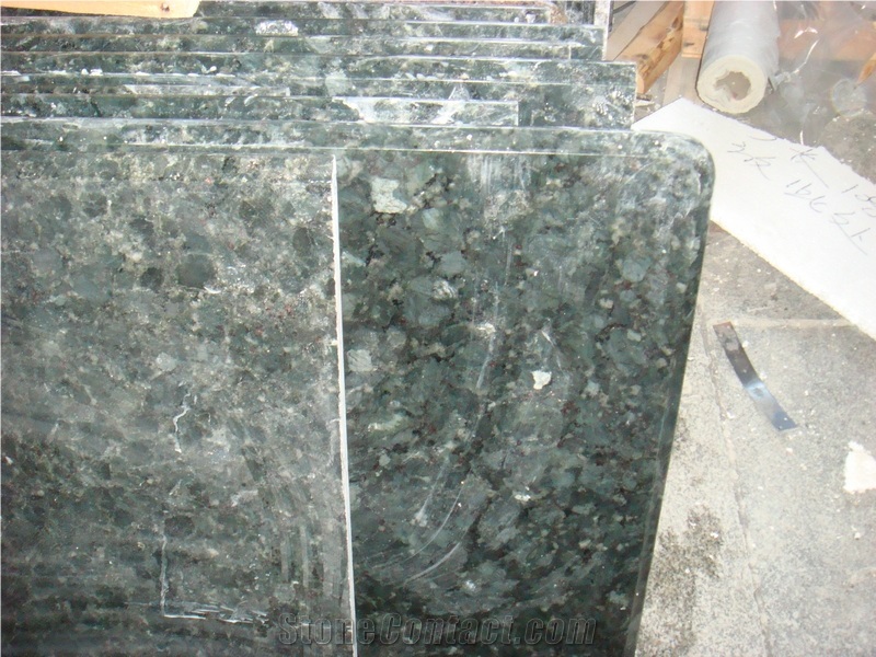 Verde Butterfly Granite Bar Top