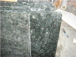 Verde Butterfly Granite Bar Top