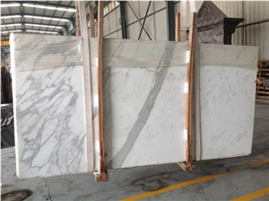 Italian Dolomite Calcatta Gold Slabs