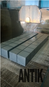 Paving Cubes Basalt, Machine Cut Cobbles, Ukrainian Basalt
