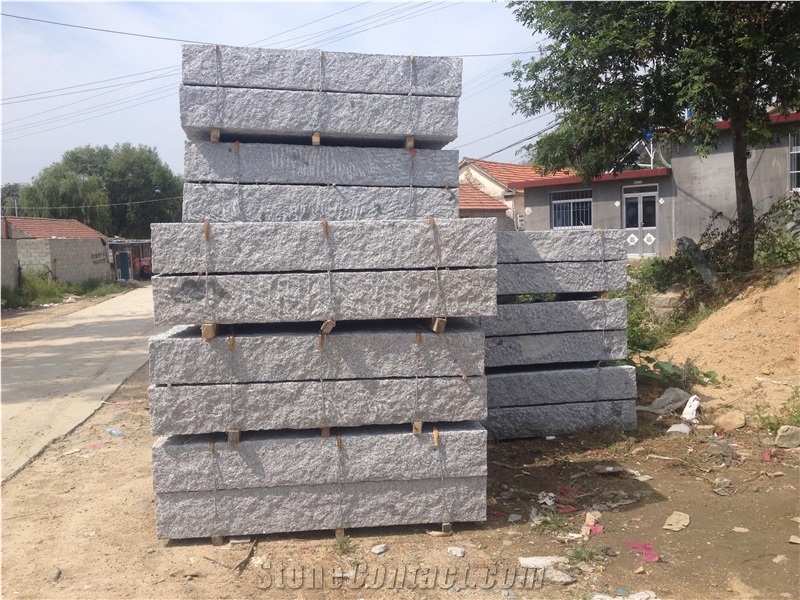 New G603 Granite Palisade, Garden Boulders and Stone Bridges