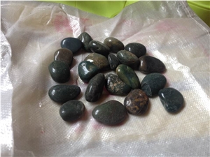 Natural Polished Pebbles and Gravels for Landscaping, Paving, Building, Home Decoration Ect