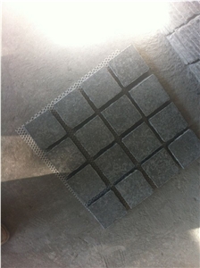 China Black Basalt,Fuding Black,Raven Black,Black Pearl Cobble Stone,Granite Tumbled Cobble Stone,G684 Black Basalt Cobble on Mesh