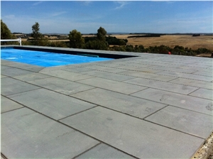 China Honed Bluestone Pool Coping Slabs&Tiles/Black Basalt/Kerbstone/Lava Stone Basaltina /Basalto /Inca Grey for Walling Flooring,Cladding
