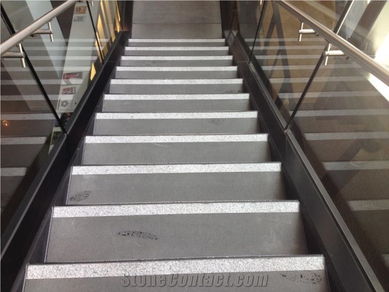 China Honed Bluestone Slabs&Steps/Black Basalt/Kerbstone/Lava Stone Basaltina /Basalto /Inca Grey for Walling Flooring,Cladding