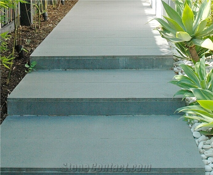 China Honed Bluestone Slabs&Tiles&Steps/Black Basalt/Kerbstone/Lava Stone Basaltina /Basalto /Inca Grey for Walling Flooring,Cladding