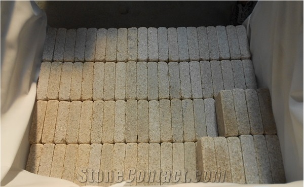 G682 Paving Stone/Yellow Granite Paving Stone/Cobble and Cube Stone / Tumbled Yellow Cobble Stone / Walkway Pavers