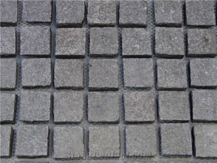 G684 Black Basalt Cobble on Mesh,China Black Basalt,Fuding Black,Raven Black,Black Pearl Cobble Stone,Granite Cobble Stone