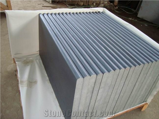 Hainan Black Basalt/Dark Basalt Tiles&Slabs/Blue Stone Floor Tiles/Honed/Sawn/Polished/Flooring/Paving/Walling