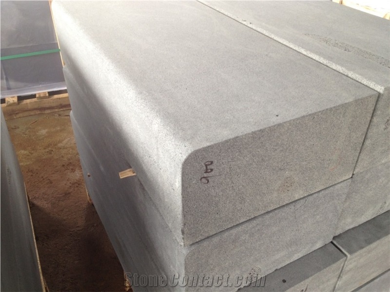 Hainan Black Basalt Kerbstone/Curbs Road Side Stone/ China Black Basalt Kerbstone