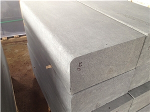 Hainan Black Basalt Kerbstone/Curbs Road Side Stone/ China Black Basalt Kerbstone