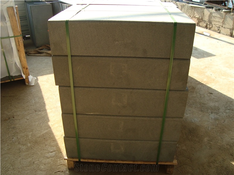 Hainan Black Basalt Kerbstone/Curbs Road Side Stone/ China Black Basalt Kerbstone