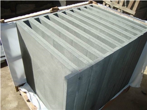 Hainan Black Basalt Pool Coping/Border/Coper/Dark Basalt/China/Honed