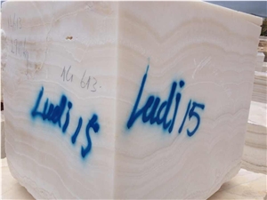 Straight White Onyx Blocks, Beauty Onyx, Straight Onyx Slabs, Wholesale Straight Onyx, Straight White Onyx Quarry Owner