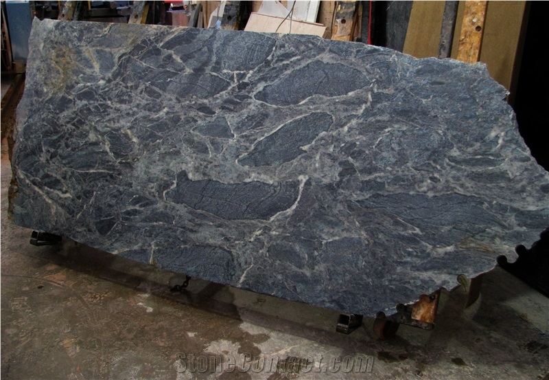 Northern Aurora Talc-Carbonate-Silica Soapstone Block