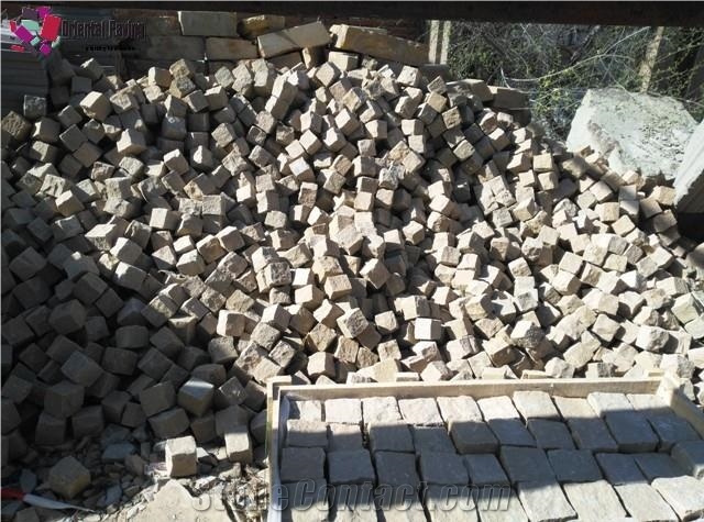 Cobble Sandstone, Yellow Cobble Stone, Sandstone Cobbles, Yellow Cobbles, Paving Cobbles, Cube Stone, Yellow Paving Sets