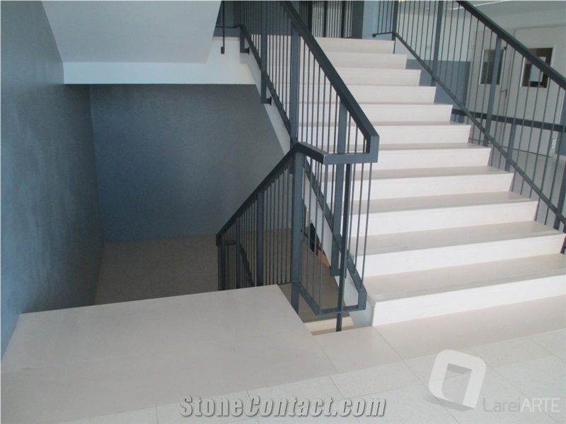 Vidraco Moleanos White Limestone Staircase