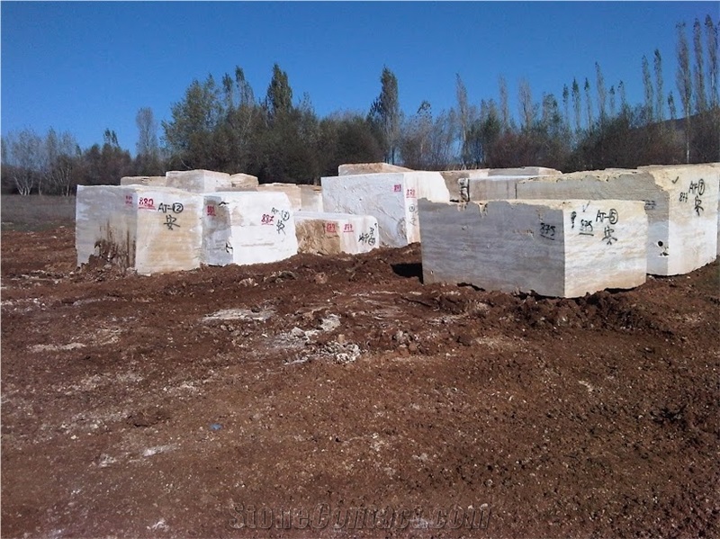 Xanadu Sivas Classic Travertine Blocks