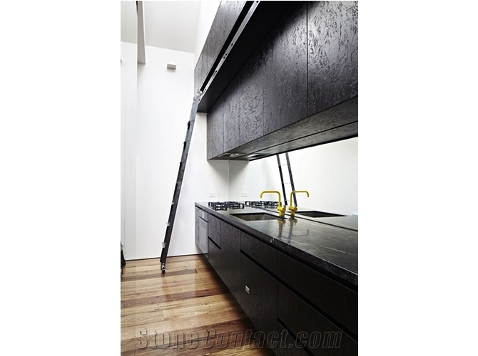 Negro Calatorao Marble Countertops