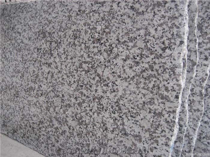 G439 White Granite Polished Tiles Slabs/Da Bai Hua Granite/Guangdong Granite/Grey Granite French Pattern