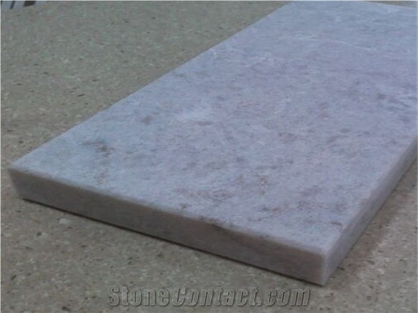 Beautiful and Durable Quartz Stone Easy-To-Clean and Resistant to Stains,Heat and Scratches