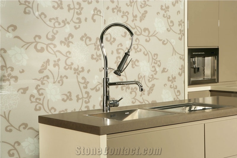 Bst Quartz Stone Slab Standard Sizes 126 *63 and 118 *55 with High Hardness and High Compression Strength Apply in Vanity Tops Tub Surround