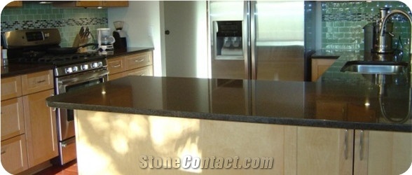 Grey Veined Collection Man-Made Stone Slabs and Tiles for Worktops and Kitchen Tops with Chemical and Stain Resistant