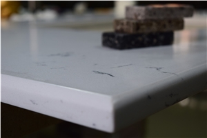 Quartz Stone/Quartz Slabs/Quartz Tiles/Solid Surfaces/China Quartz/White Quartz/Black Quartz/Grey Quartz/Artificial Stone/Engineered Stone