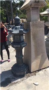 G654 Dark Grey Granite Lantern