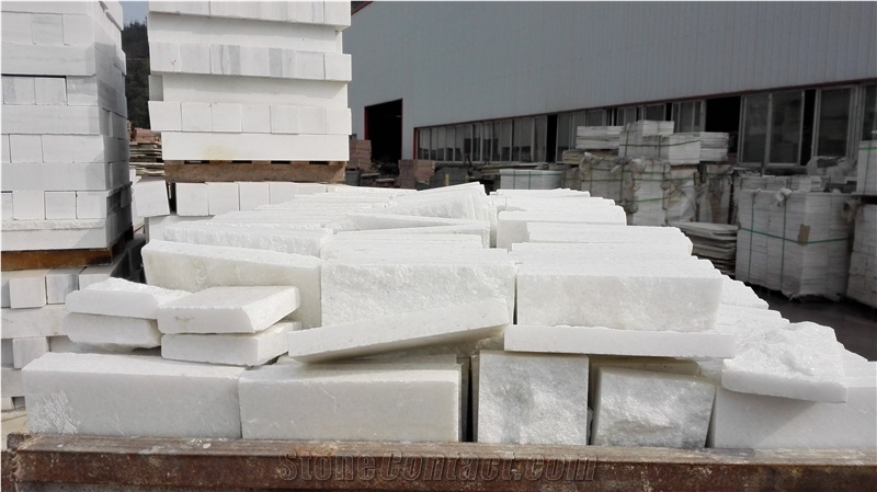 Graceful White Split Marble Mushroom Stone