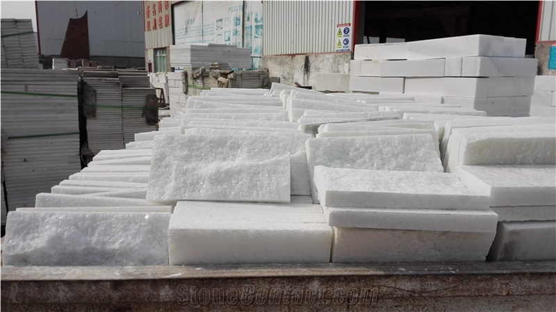 Pretty White Split Marble Mushroom Stone