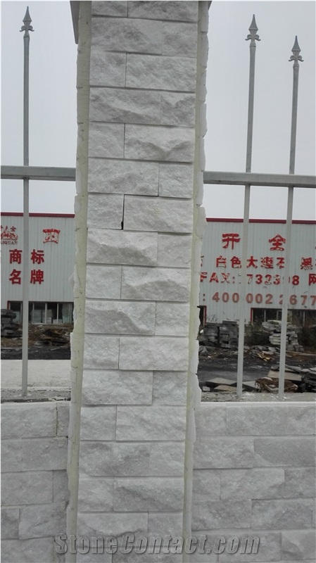 Sichuan White Split Marble Mushroom Stone