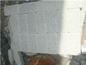 G603 Grey Granite Tumbled Antique Cobble Stone
