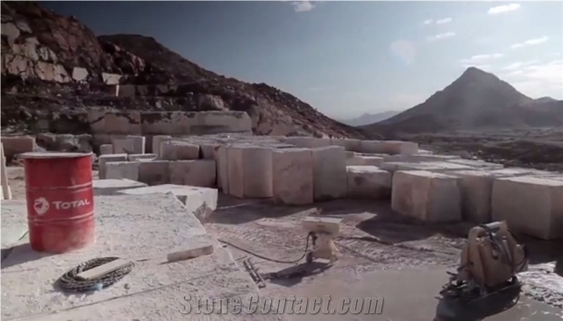 Ibri Beige Marble Blocks