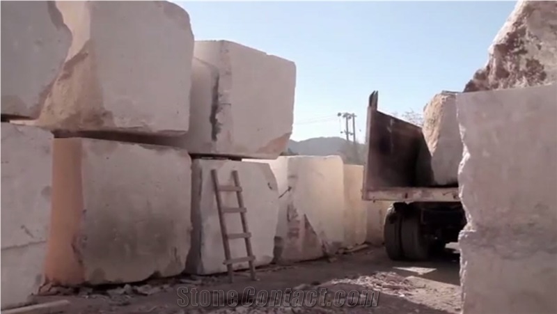 White Pearl Marble Blocks