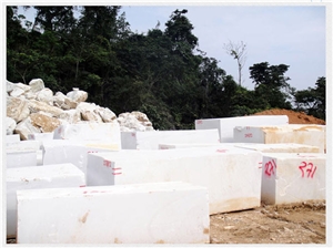 Flawless White Marble Blocks