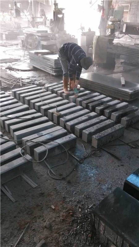 G654 Grey Granite Palisade,China Black Granite