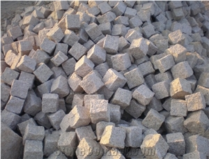 G682 Granite Cubestone, China Yellow Rust Granite Cobble Stone for Paving Outside