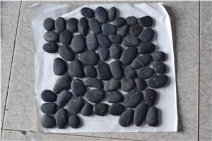 Fargo Black Flat River Pebbles Mesh, Natural River Stone Pattern