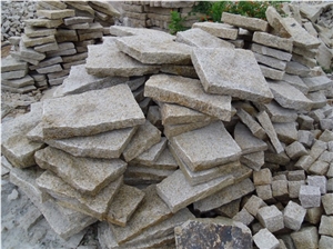 Fargo Irregular Tumbled G682 Cobble Stone, Yellow Granite/G682 Paving Setts, Exterior Pattern for Walkway/Driveway/Garden Stepping