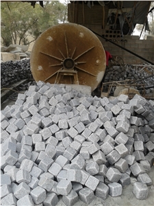 Fargo Tumbled/Antique Cube/Cobble Stone, Grey Granite G603 Paving Stone Cobble Setts Courtyard/Driveway Paving Stone, Classic Grey Granite Driveway Paving Stone