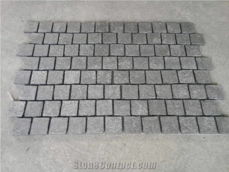 G684 Black Basalt Cobble Stone,Black Basalt on Mesh Pavers/Black Basalt/G684/China Dark Basalt Paving Flamed